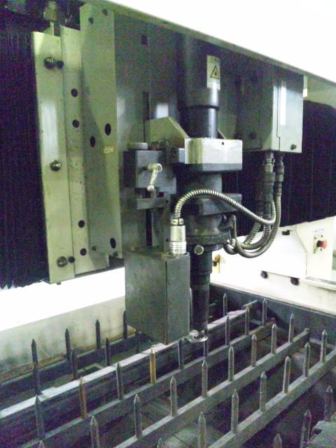MITSUBISHI  ML2512HD－2513D 雷射切割機